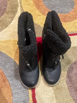 Brand New G.H. Bass Carroll Booties Boots Shoes Black Faux Fur Wedges Size 9 1/2 thumbnail 5