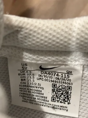 Nike shoes thumbnail 8