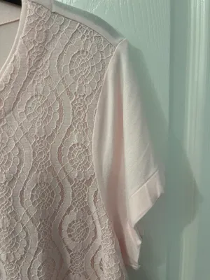 Croft & Barrow Size Medium Pink Lace Top thumbnail 4