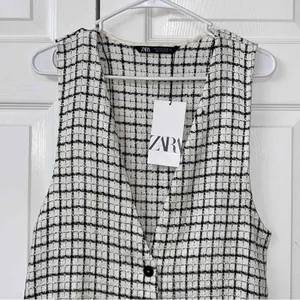 Zara Black and White Mini Dress(Size Medium) thumbnail 5