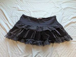 Tunnel Vision Velvet and Tulle Pleated Mini Skirt Large Black thumbnail 2