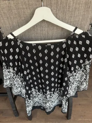 Angie Black & White Tunic thumbnail 3