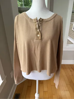 American Eagle Outfitters Tan Waffle Knit Henley Long Sleeve Top Size Large thumbnail 8