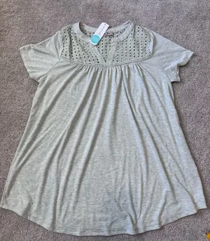 Full moon maternity top thumbnail 1