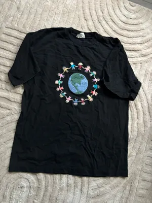 black world t shirt Size XL thumbnail 2