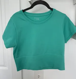 Aerie Offline Workout Top thumbnail 1