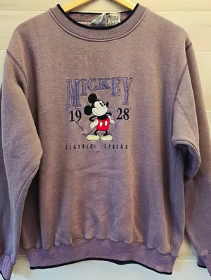{L} Vintage Disney Mickey Mouse & Co Classic Legend Lavender Sweatshirt thumbnail 1
