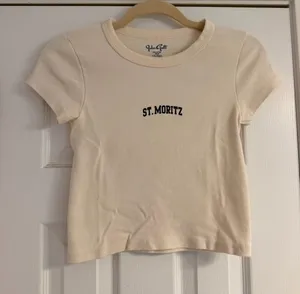 Brandy Melville John Galt Cream 'St. Moritz' Short-Sleeve Tee Size: Small thumbnail 1