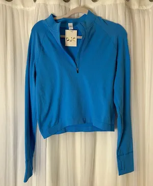 NWT DSG Women's Momentum 1/4 Zip Long Sleeve Cropped Pullover - Blue (Size XL) thumbnail 1