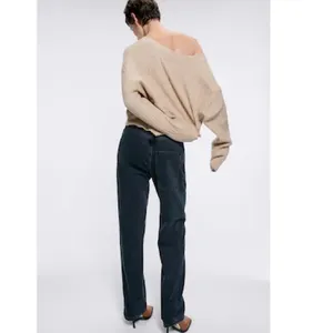 Nwt Zara Premium Quinn Pleated Straight Jeans Sz-10 thumbnail 5