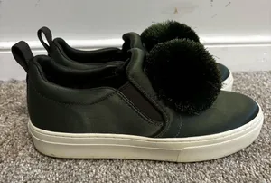 TORY BURCH Pom Pom Satin Platform Sneaker In Green Women’s Size 6.5 thumbnail 1