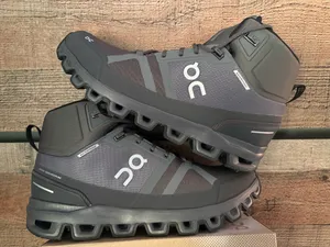 On Cloud Waterproof Shoes thumbnail 1