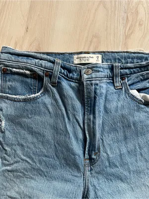 Abercrombie and Fitch jeans size 8L thumbnail 4