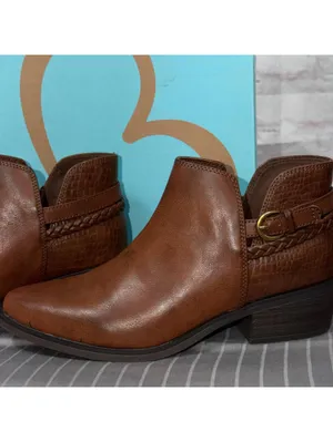Baretraps Brown Ankle Boots with Braided Strap Detail Size 7M New in Box thumbnail 5