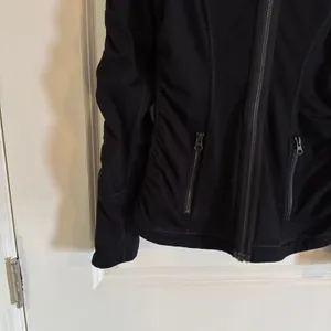 Women's Zella Black Athletic Jacket Sz XS Athlesure Runched Sleeves‎ Mesh thumbnail 3