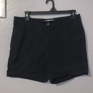 Old Navy Everyday Short High Rise Black Summer thumbnail 1