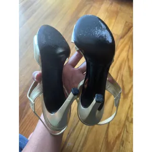 Anne Klein Gold Slingback Low Heel Dress Shoes Women’s Size 6 Classic thumbnail 9