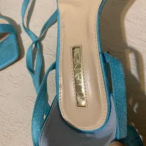 Liliana Blue Suede The Novax Strappy Lace Up Wrap Tie Open Toed High Block Heels thumbnail 3