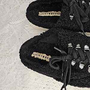 Lucky Brand Tolini faux fur sherpa platform black slip on cozy tennis shoes 7.5 thumbnail 2