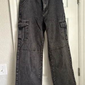 Acid Wash Black Cargo Jeans Size 6 thumbnail 1