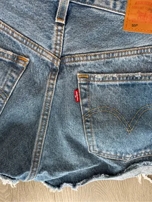 Levi's Light Blue Button-Fly Relaxed Jeans thumbnail 8