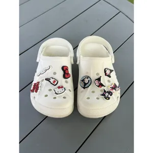 ⁠Crocs Classic Clogs White Women 6 Men 4 Sanrio Hello Kitty Charms⁠ Unisex thumbnail 6