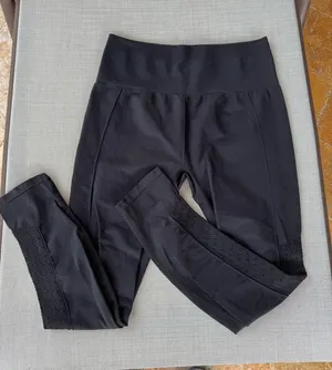 Black Fabletics Leggings thumbnail 1