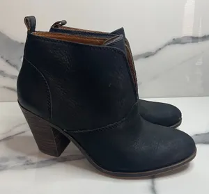 Lucky Brand Women's Black Leather Ehleen Boots Sz 8 Festival Boho Minimalist thumbnail 1