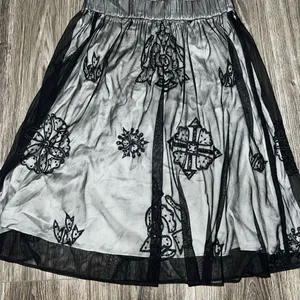 Hazel size small Full skirt Black thumbnail 1