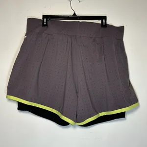 Fabletics Womens 2X Purple Perforated‎ 2-in-1 Athletic Shorts Black Liner thumbnail 2