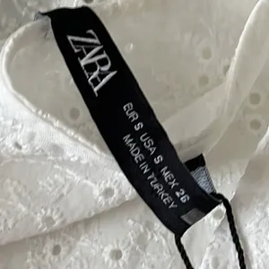 ZARA White Eyelet Flowy 3/4 Button Up Peplum Shirt- Small thumbnail 11