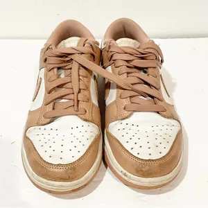 Nike Dunk Size 6 Low Rose Pink Whisper White Low Top Sneaker thumbnail 2
