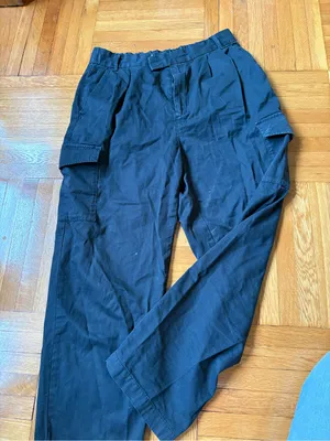 Gap Wide-Leg Cargo Pants thumbnail 1