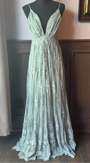 Wishlist Apparel Delicate Mint Lace V-Neck Spaghetti Strap Maxi Dress Large NWT thumbnail 1