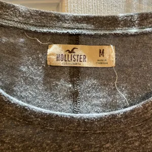 Hollister shirt thumbnail 3