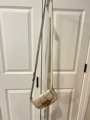 Michael Kors Crossbody thumbnail 2