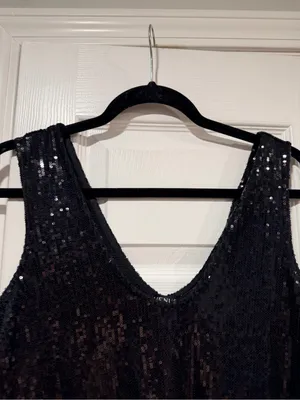 NWOT Venus Size M Black Sequin Tank Top V-Neck Sleeveless Party Cocktail Holiday thumbnail 5