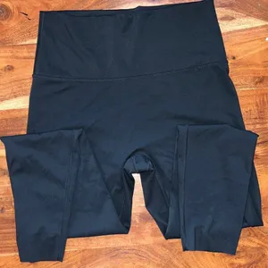 Aerie Midnight Black Leggings thumbnail 6