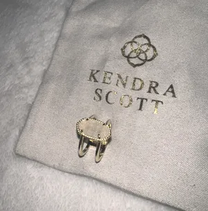 Kendra Scott Elyse Ring thumbnail 1