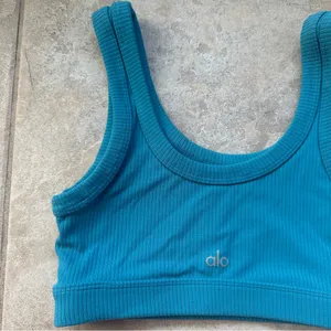 ALO Yoga Wellness Bra in Blue Splash Size Small Ribbed thumbnail 6
