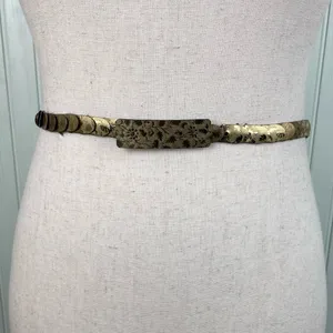 Vintage 80s Gold Coin Flower Leaf Embossed Disc Stretch Belt One Size Botanical thumbnail 8