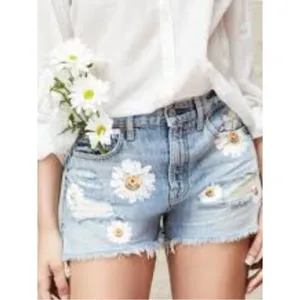 7 For‎ All Mankind Destroy & Daisies Frayed Cutoff Denim Shorts Sz 28 Boho Y2K thumbnail 11