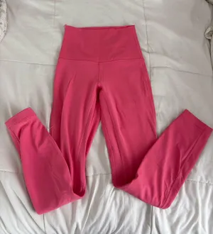 Sonic Pink Lululemon Leggings Align thumbnail 1