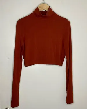 Ivy Park Long Sleeve Crop Top thumbnail 3