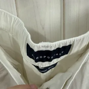 Aeropostale Women’s XXL White Barrel Jeans New thumbnail 3