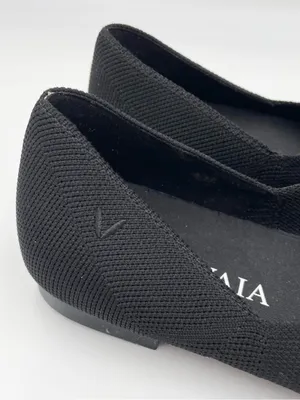 Vivaia Vienna Pointed-Toe V-Cut Ballet Flats Black Knit Women's Size 38.5 US 7.5 thumbnail 4