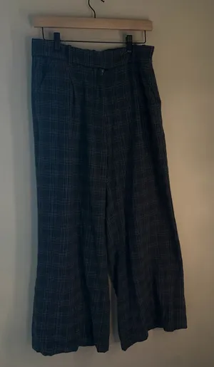 American Eagle Trousers thumbnail 1