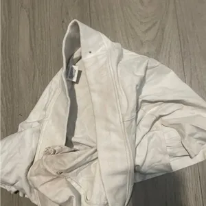 PINK Victoria's Secret White Skort thumbnail 3