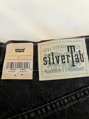 Levi’s Mom Shorts thumbnail 3