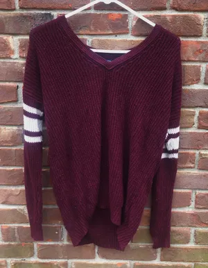 American Eagle Oversized Sweater thumbnail 1